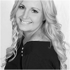 Founder of Gold Coast located Ooh La La Hair Extensions, Lisa Forrest has become a leader in the hair extension industry for her unique application.