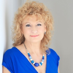 Anxiety free healer, coach, mentor and author Sandy Hounsell loves to give people back their true identity by simply removing the inner toxic dustbin that binds people to fear and doubt and which stops them from being all they can be.