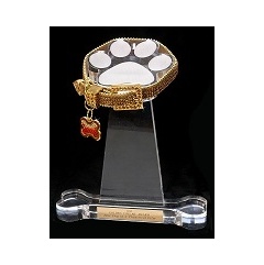 The Official 2015 Golden Collar Award to be Given Out for Acting Excellence by Shelter Dogs in Film, Television, TV Commercials, Web Series, and in Amateur Videos