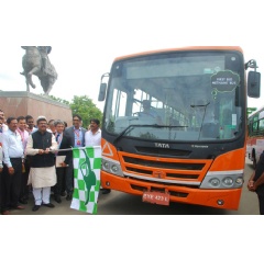 Honble Minister of Petroleum and Natural Gas, Shri Dharmendra Pradhan flagging off the countrys first Bio-Methane Bus manufactured by Tata Motors