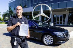 Autonomous driving through Silicon Valley: Mercedes-Benz receives licence from the US federal state of California. Axel Gern; Head of Autonomous Driving Mercedes-Benz Research and Development North America; Inc. (MBRDNA).