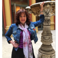 Barbara Rozgonyi, creator of the 3D Marketing Transformations process, CEO of CoryWest Media, Social Media Club Chicago founder, National Speakers Association IL member and Ascend Training faculty member.