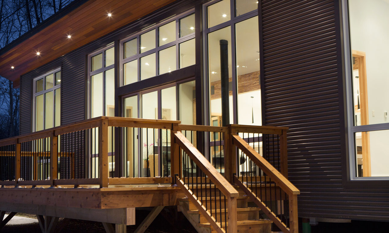 Home Builder Features Innovative New Design for Contemporary, Energy