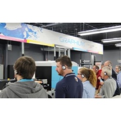 Tech Summit attendees learn more about the Graphium, a high-speed modular digital UV inkjet press for labels, packaging and specialty print.