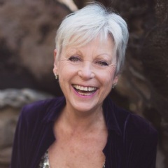 Heal Your Separation supports people to heal internal conflict with themselves on the journey towards health and wellbeing, and to reclaim themselves so they can operate from a more heart-centred, conscious space.
