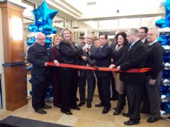Local Macomb area dignitaries and First StateBank Staff celebrate the opening of their new Clinton Township office.
