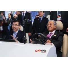Prime Minister of Malaysia Tun Dr. Mahathir Mohamad (right) visited SenseTime office. He was welcomed and accompanied by SenseTime Founder Prof. Xiaoou Tang (left)  -CREDIT: SenseTime-