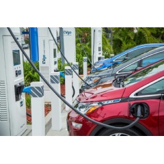General Motors and EVgo plan to add more than 2,700 fast chargers across the U.S.
The new EVgo fast charging stations will offer 100-350-kilowatt capabilities to meet the needs of an increasingly powerful set of EVs coming to market.