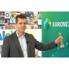 Nicolas dHueppe, Founder and CEO of Alchimie, has rang the bell virtually this morning to celebrate the initial public offering of his company.