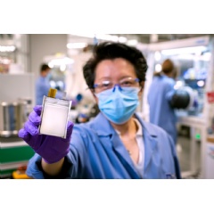 With GM’s next-generation lithium metal batteries, the expected energy density increase could enable higher range in a similarly sized pack or comparable range in a smaller pack. (see complete caption below) (Photo by Steve Fecht for General Motors)