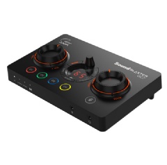 Sound Blaster GC7 offers greater convenience, control and command over the gameplay with intuitive one-handed controls and fully customizable buttons.