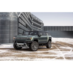 General Motors President Mark Reuss announced Chevrolet will introduce a Silverado electric pickup truck that will be built at the company’s Factory ZERO assembly plant in Detroit and Hamtramck, Michigan (see complete caption below).