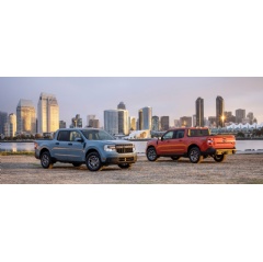 2022 Ford Maverick family: 2022 Ford Maverick Hybrid XLT and 2L-EcoBoost AWD Lariat. Preproduction vehicle with optional equipment shown. Available fall 2021.