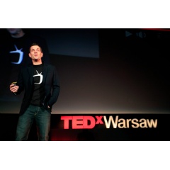 Jamie Keddie tells a video story at TEDxWarsaw