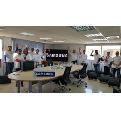 To help introduce interactive digital learning to classrooms across Morocco, Samsung Electronics Maghreb assembled Education Trolleys, packed with Samsungs latest mobile innovations.