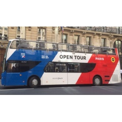 Visitors to Paris can now enjoy a trip through the City of Light in the world’s first gas-powered open top sightseeing bus.