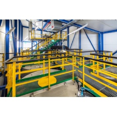 Interior view of the filter system with the two filter stages at the Borealis location in Schwechat, Austria