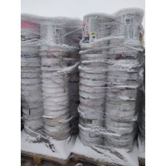 In collaboration with Jokey and Akpol Henkel has started a pilot program for circular ecobuckets in Poland.