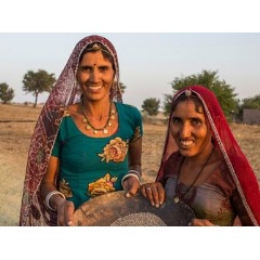 Solvay’s guar-based polymer ingredients for beauty care formulations are part of a sustainable value chain and sourced mainly from rain-fed crops grown in Rajasthan, India (see complete caption below)