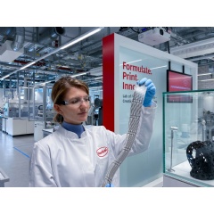 Henkel presents innovative printed electronics solutions for smart surfaces and digital healthcare at LOPEC 2023.