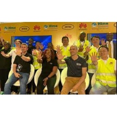 On April 3, Huawei, Ugandan telecom operator MTN, and HIMA Cement Company jointly launched Uganda’s first 5G digital cement factory project.