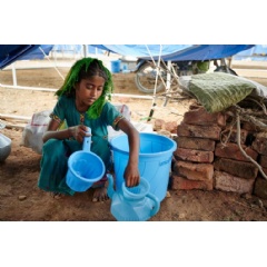 UNICEF/UN0708450/Noorani
