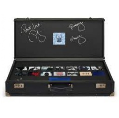 
A bespoke black leather case produced by Pinel et Pinel, signed by JAY-Z, containing 13 limited-edition library cards, each featuring artwork from one of JAYZs solo studio albums.
Price Realized: $126,000