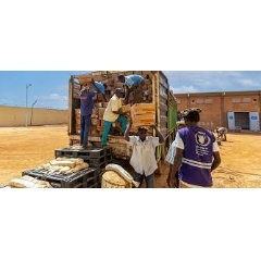  WFP/Abdoul Rafick Gaissa Chaibou Food aid is unloaded from a truck in Niger. (file)