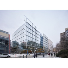 Caption:Situated in the heart of campus on Vassar Street, the central location of the MIT Schwarzman College of Computing building will help form a new cluster of connectivity across a spectrum of disciplines (see complete caption below)