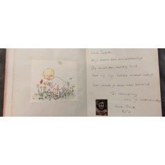 The autograph book containing a handwritten verse by Anne Frank dated 23 March 1942Photo collection Anne Frank House, Amsterdam