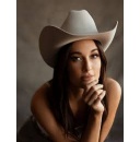 Superstar Kacey Musgraves Renews Global Publishing Deal with Warner Chappell Music