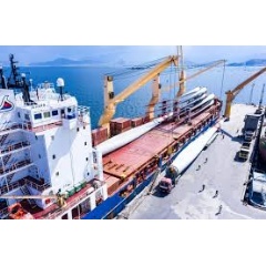 Project Logistics transporting wind turbine blades.  2025 Kuehne+Nagel. All rights reserved.