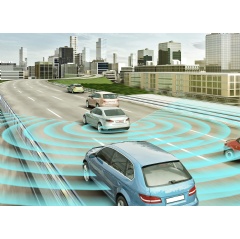 Sensors monitor all traffic in the area behind the vehicle
Bosch’s mid-range radar sensor system for rear-end applications (MRR rear) means drivers are effectively looking over their shoulders all the time.