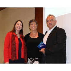 From left to right: Lisa Brady, Senior Director, Global Product Operations Sustainability, EMC Corporation; Kathrin Winkler, Chief Sustainability Officer, EMC Corporation; John Farrell, President, Service Parts Logistics, DHL Supply Chain