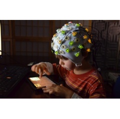Children were monitored with EEGs while watching animated characters perform prosocial and antisocial behaviors, and later participated in a task measuring generosity.
Courtesy of Jean Decety
