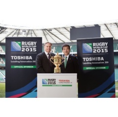 Left: Brett Gosper, CEO of World Rugby   
Right: Noriaki Hashimoto, Corporate Vice President, Corporate Representative-EMEA, Toshiba Corporation