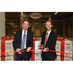 Henkel CEO Hans Van Bylen and Bruno Piacenza, Executive Vice President Laundry & Home Care, at the opening (from left)