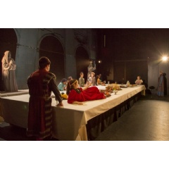 The medieval banquet scene from Hugo von Hofmannsthals 1911 play Jedermann was performed as a prelude  to show the historical roots of the themes in Everybody. Photo: Jonathan Sachs, MIT SHASS Communications