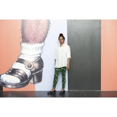 Portrait of Anthea Hamilton
 Valerie Sadoun