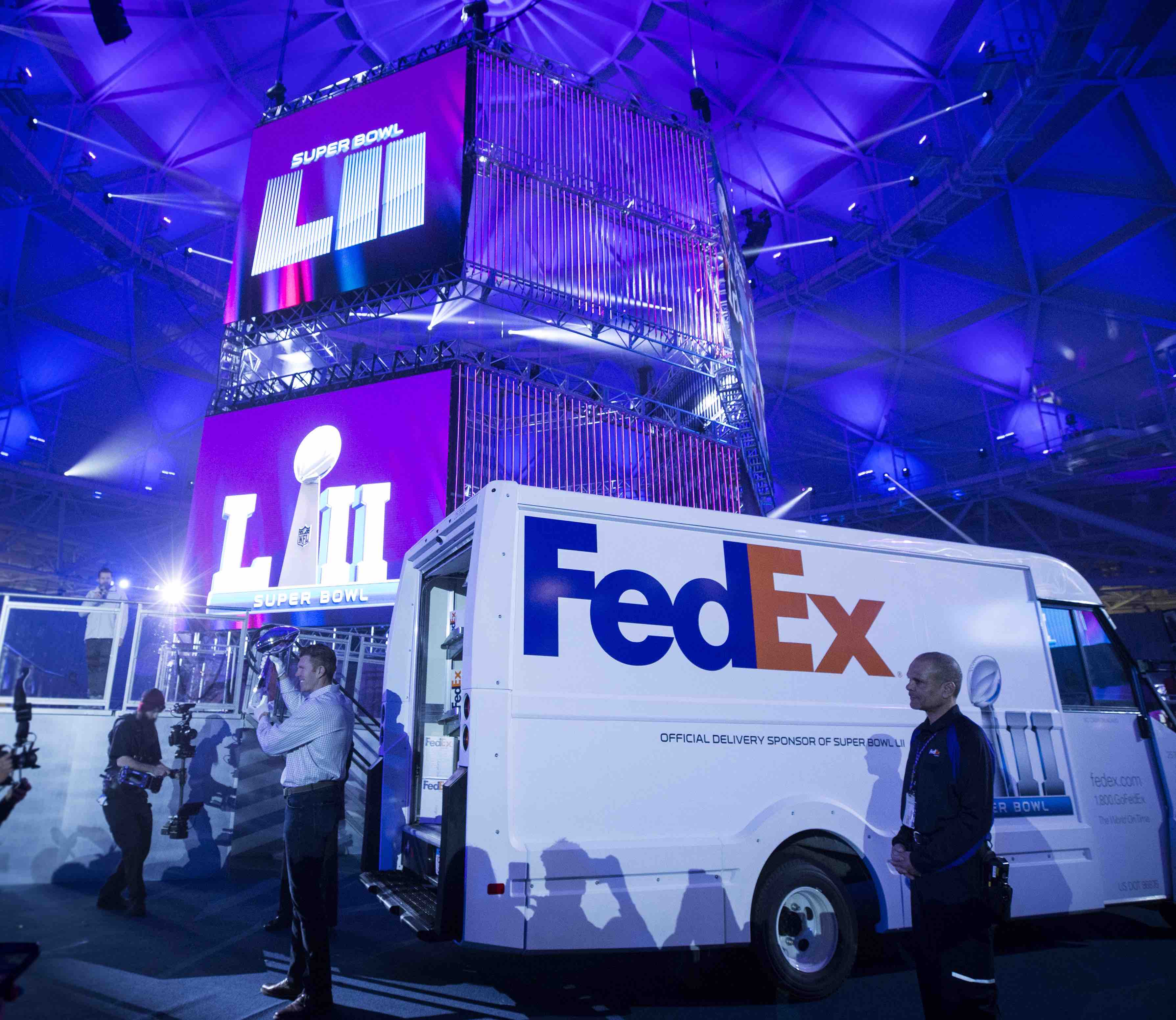 FedEx Delivers Vince Lombardi Trophy to Minneapolis In Advance of Super
