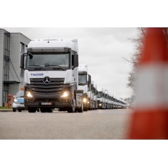 The new Mercedes-Benz Actros models for the Hegelmann Group leave the Mercedes-Benz Wörth plant.