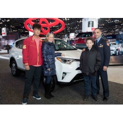 Toyota NYIAS 2018 Vehicle Donation 01
Sgt. Edwin Sanchez and his family in front of his new 2018 RAV4 Hybrid.