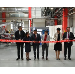 In the new factory an innovative technology will be used, which allows Henkel to produce Somat tabs for dishwashing machines with disposable foil.