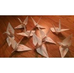 Paper cranes with the interests of children