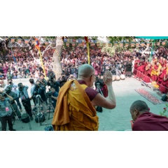 His Holiness the Dalai Lama waving to the crowd on his arrival at the Samstanling Monastery teaching ground Sumur, Ladakh, J&K, India. Photo by Tenzin Choejor