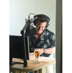 Actor Luke Evans records STELLASPACE, a sensory guide to mastering the art of beer sipping, in London. Fans can listen to the guide by downloading INSCAPE on iTunes.