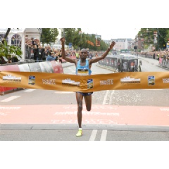 Abraham Cheroben winning the Copenhagen Half Marathon (Organisers)  Copyright