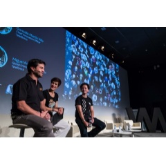 From left to right: Telefónica’s Chief Innovation Officer -Gonzalo Martín-Villa, Helena Díez-Fuentes, and the current Manager of Wayra and Global Entrepreneurship Director, Miguel Arias