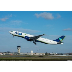 Brazilian carrier Azul Linhas Aéreas became the first airline of the Americas to fly the A330neo jetliner, receiving an A330-900 version leased from Avolon