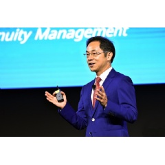 Ryan Ding, Executive Director of Huawei and CEO of the Carrier BG, spoke at the 11th Huawei User Group Meeting